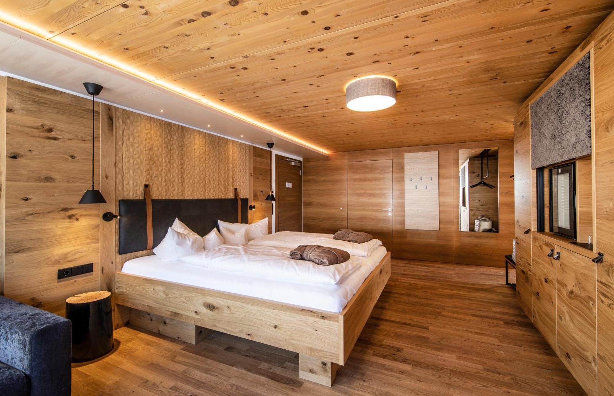 Alpen Hotel Post Au (Vorarlberg) Екстериор снимка