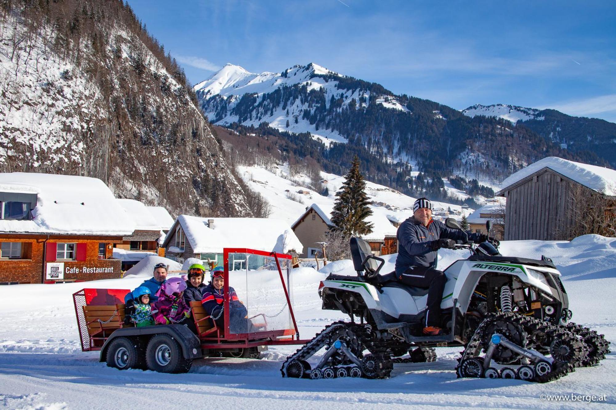 Alpen Hotel Post Au (Vorarlberg) Екстериор снимка