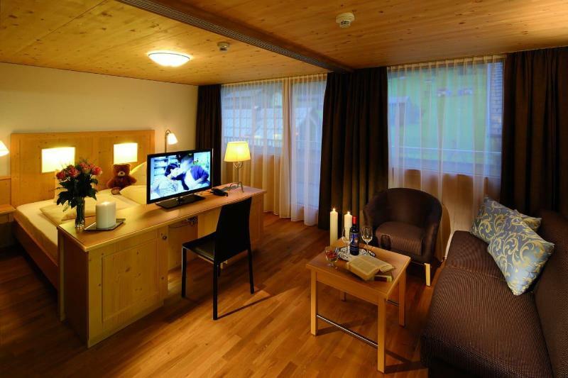 Alpen Hotel Post Au (Vorarlberg) Екстериор снимка